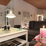 בית נופש 4 Star Holiday Home In Albaek
