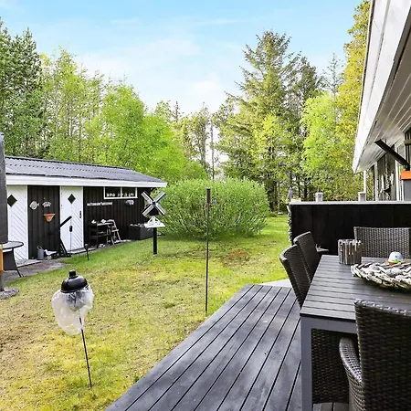 4 Star In Casa de Férias Ålbæk